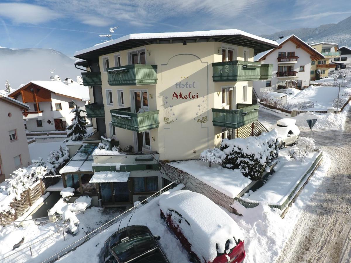 Hotel Akelei Brunico Esterno foto